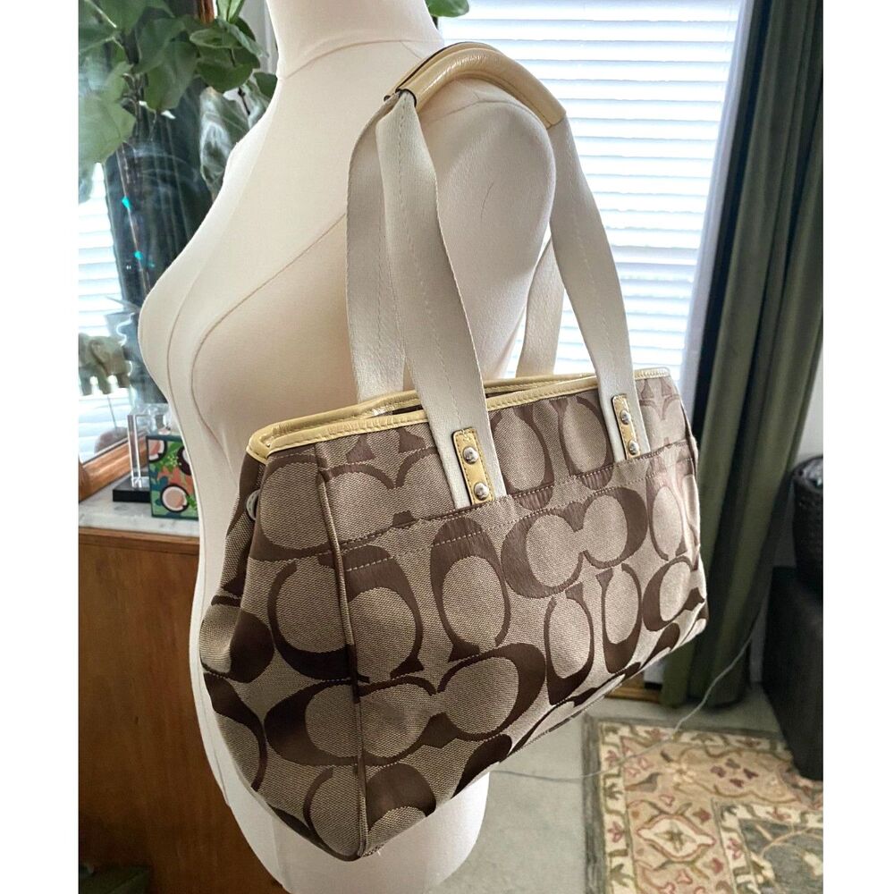 Coach Daisy Signature Tote Bag Brown Khaki Canvas Leather Shoulder Purse F14878 - Picture 4 of 15